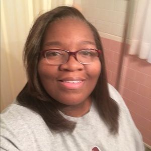 Meet your Posher, Eyvonnia